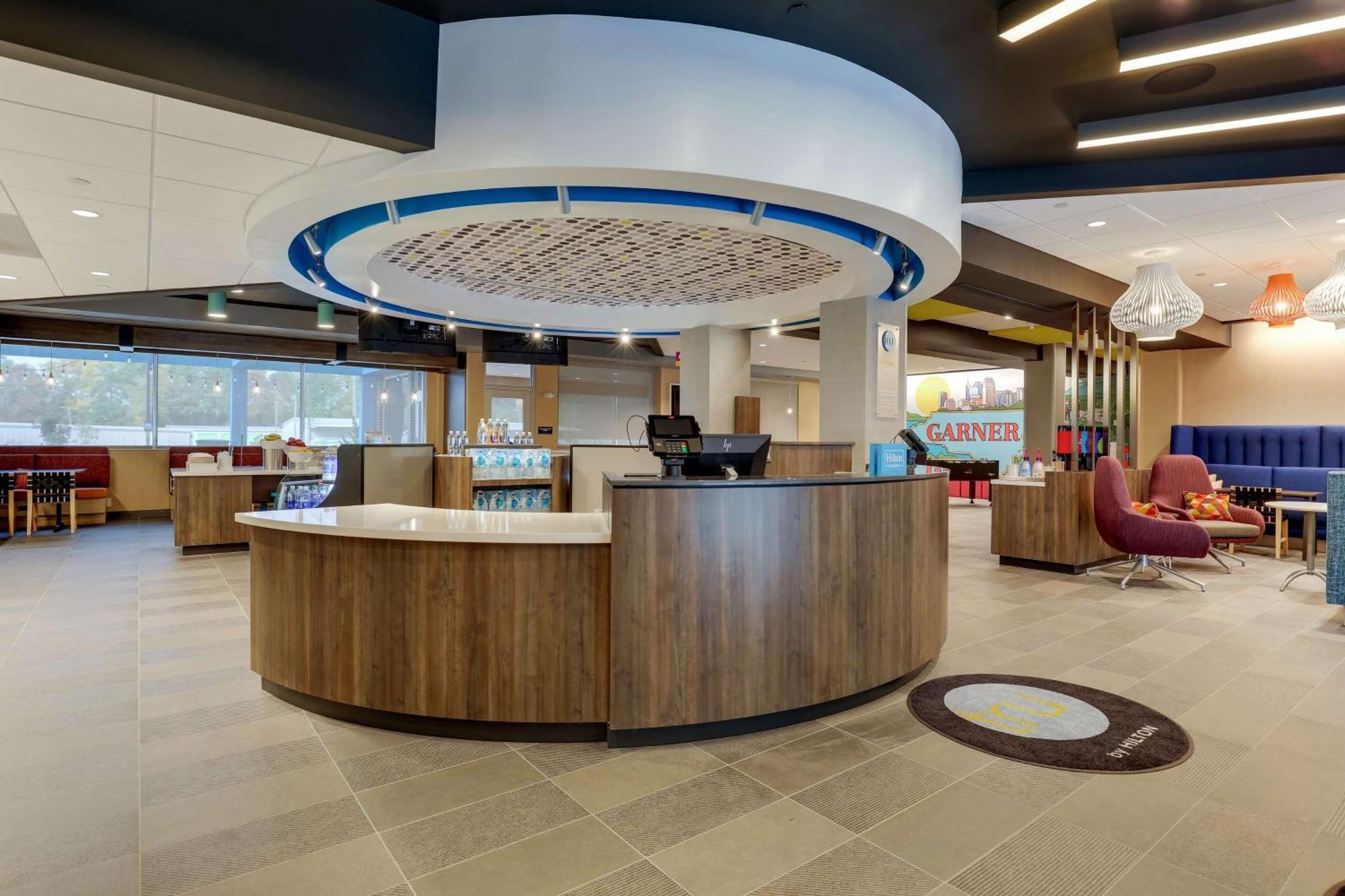 Tru By Hilton Raleigh Garner Hotel Exterior photo
