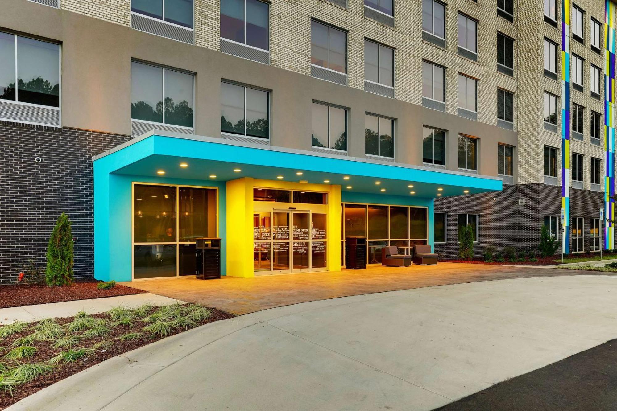 Tru By Hilton Raleigh Garner Hotel Exterior photo